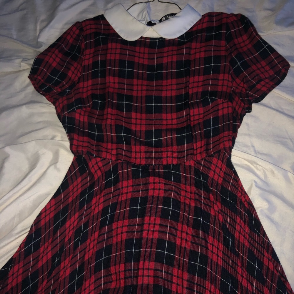 Peter Pan Collar Dress